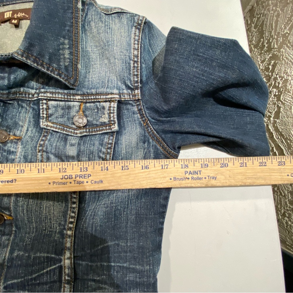 Kut from the Kloth Women's Blue Distressed Denim Jacket - Picture 7 of 8